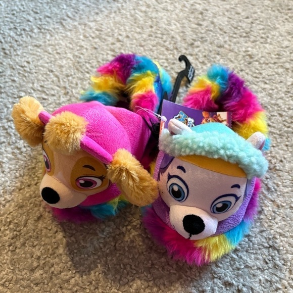 Paw Patrol Slippers NEW Sz 11/12 Pink Tie Dye Rainbow Skye Everest Dog - Picture 2 of 5